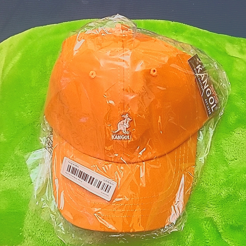 Kangol fashion outdoor cap, embroidered with strap to fit all Humans! Orange